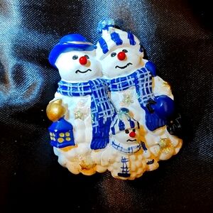 Vintage Festive Snowman Blue And White Family Brooch
